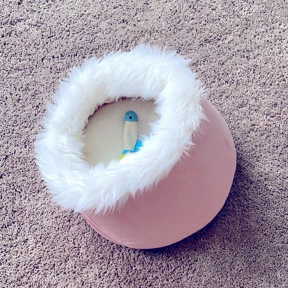 FurHaven Pet Cat Bed | Cat Cave Pet Bed, Blush Pink, 18-inch‎ Base